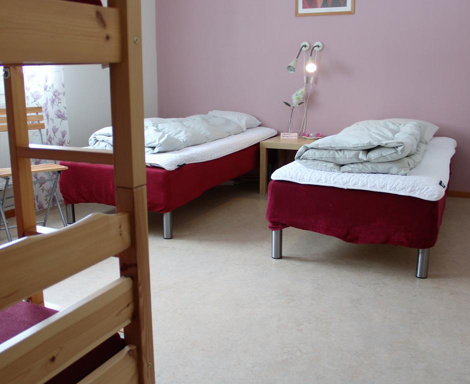 Haellefors Vandrarhem-Hostel & Kanotcenter מראה חיצוני תמונה